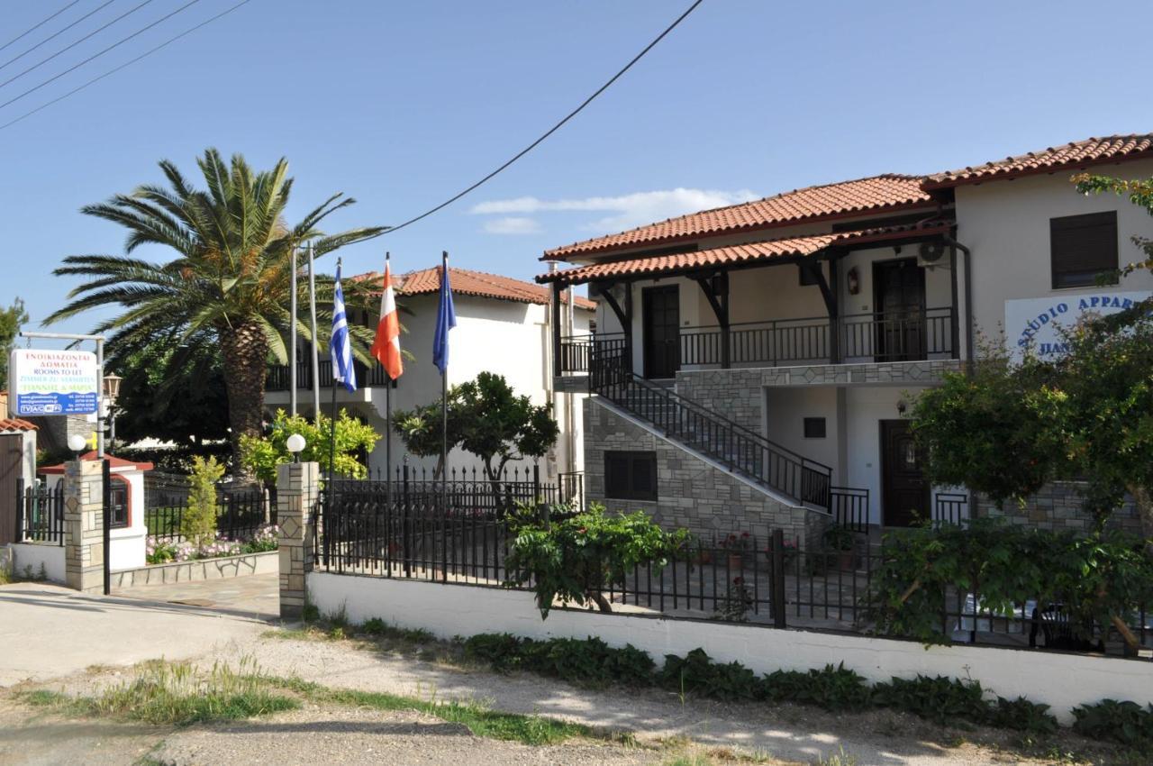 Giannis Maria Apartments Псакудия Экстерьер фото